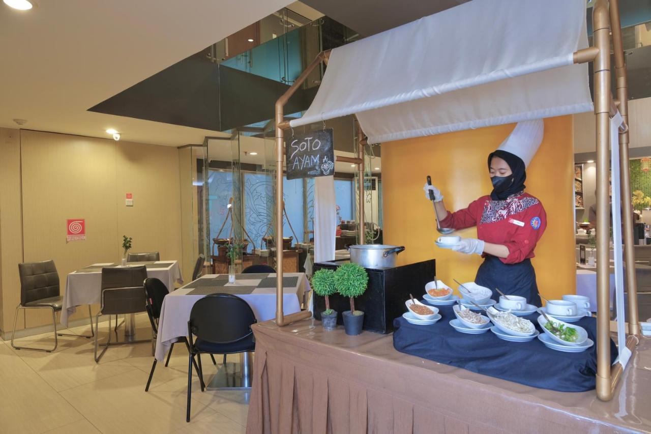 @Hom Semarang Simpang Lima Hotel Eksteriør billede