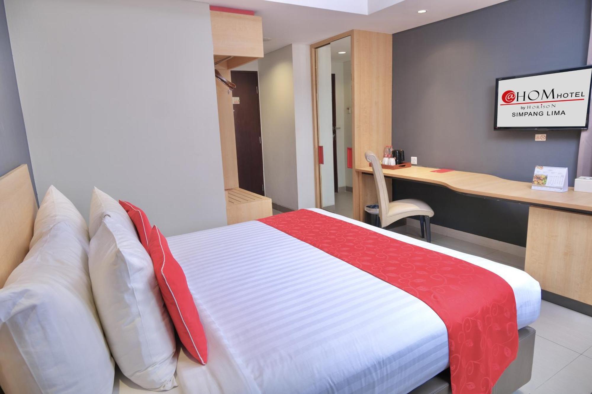 @Hom Semarang Simpang Lima Hotel Eksteriør billede