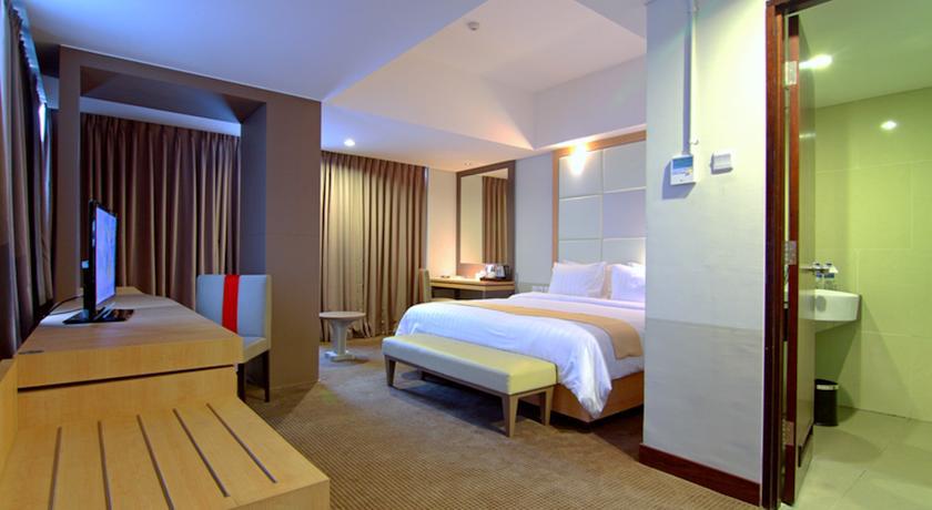 @Hom Semarang Simpang Lima Hotel Eksteriør billede